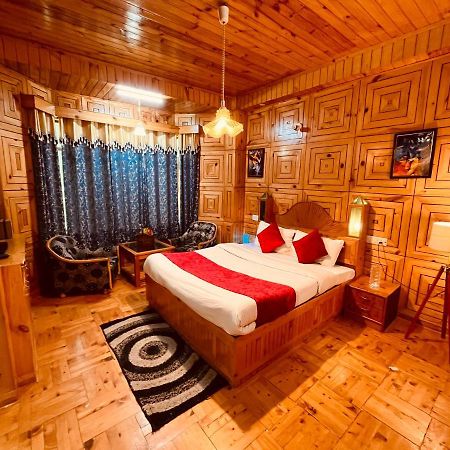 Woods Villa- A Luxury Mountains View Cottages Manāli Buitenkant foto
