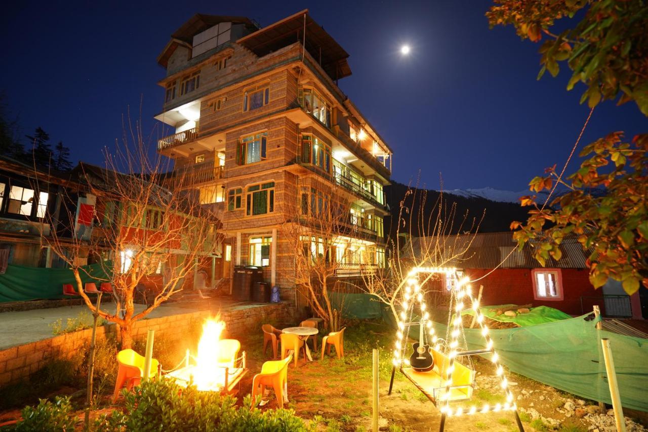 Woods Villa- A Luxury Mountains View Cottages Manāli Buitenkant foto