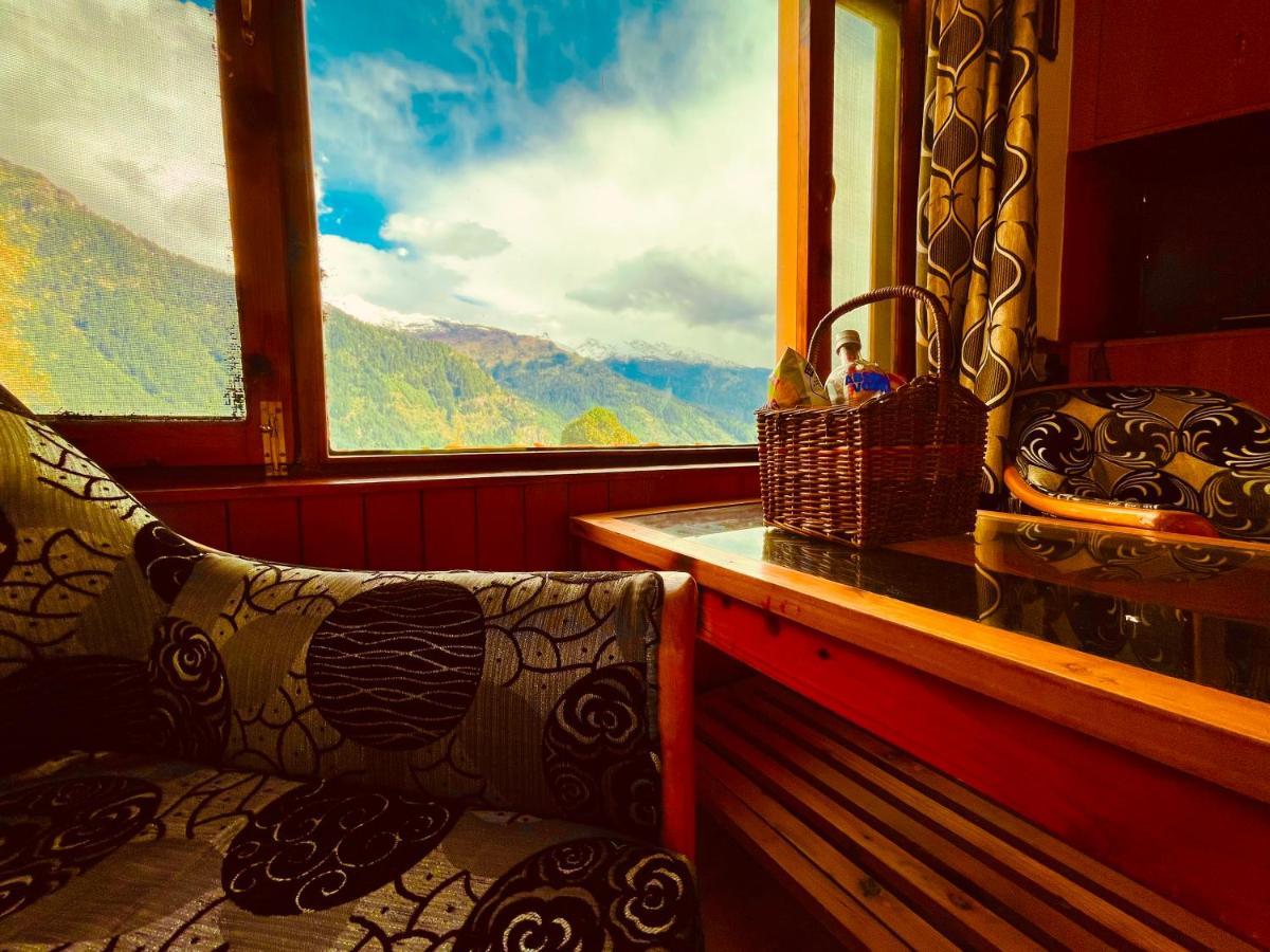 Woods Villa- A Luxury Mountains View Cottages Manāli Buitenkant foto