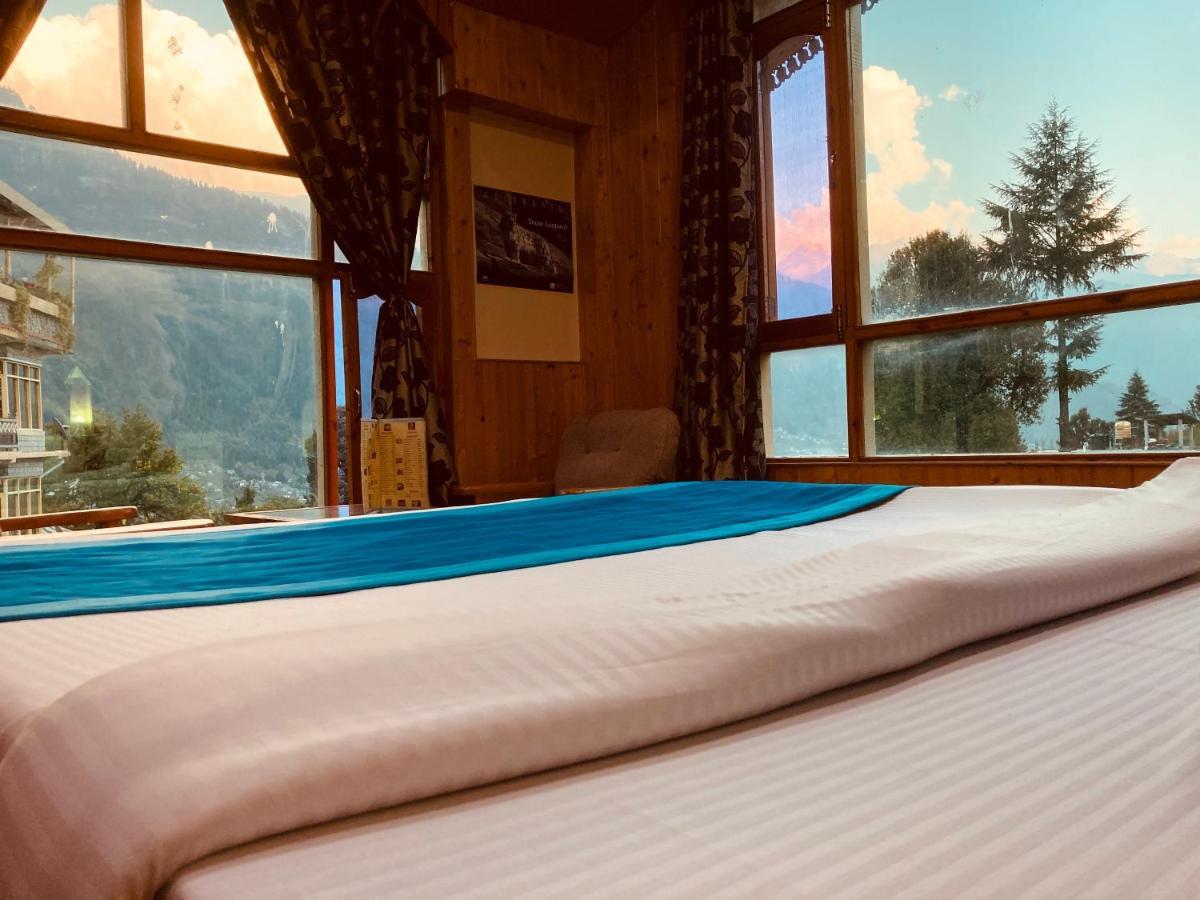 Woods Villa- A Luxury Mountains View Cottages Manāli Buitenkant foto