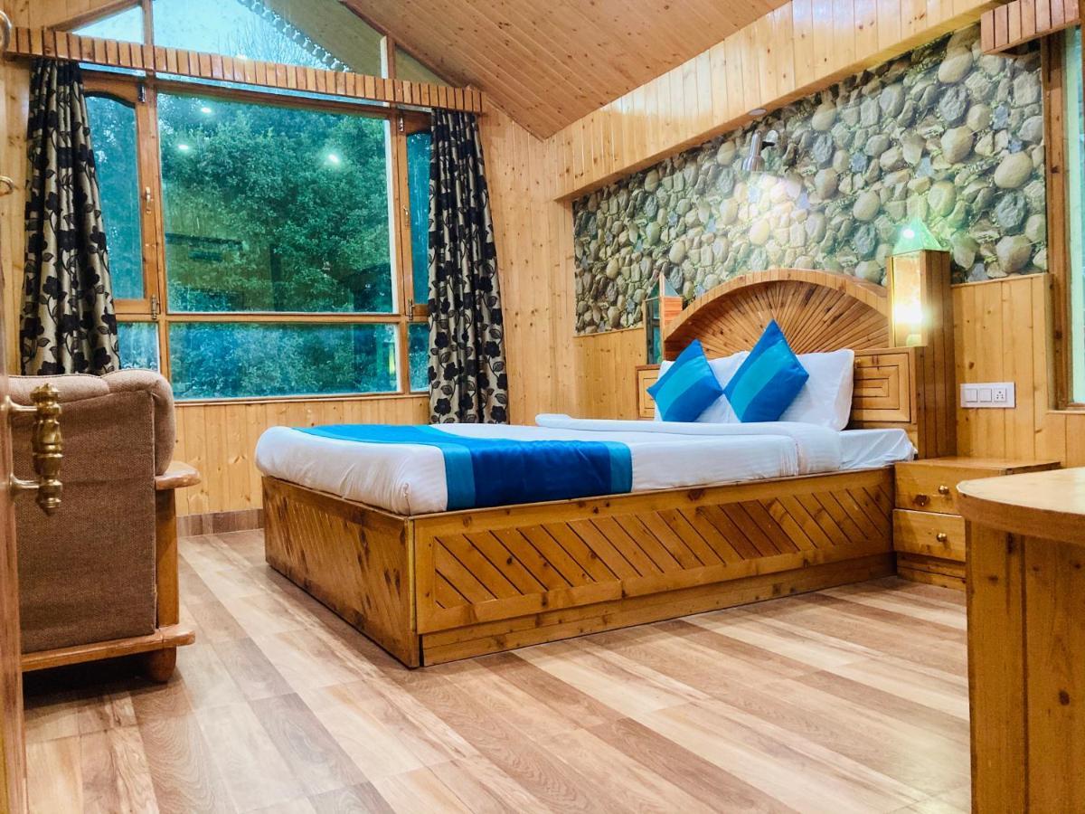 Woods Villa- A Luxury Mountains View Cottages Manāli Buitenkant foto