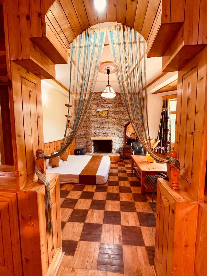 Woods Villa- A Luxury Mountains View Cottages Manāli Buitenkant foto